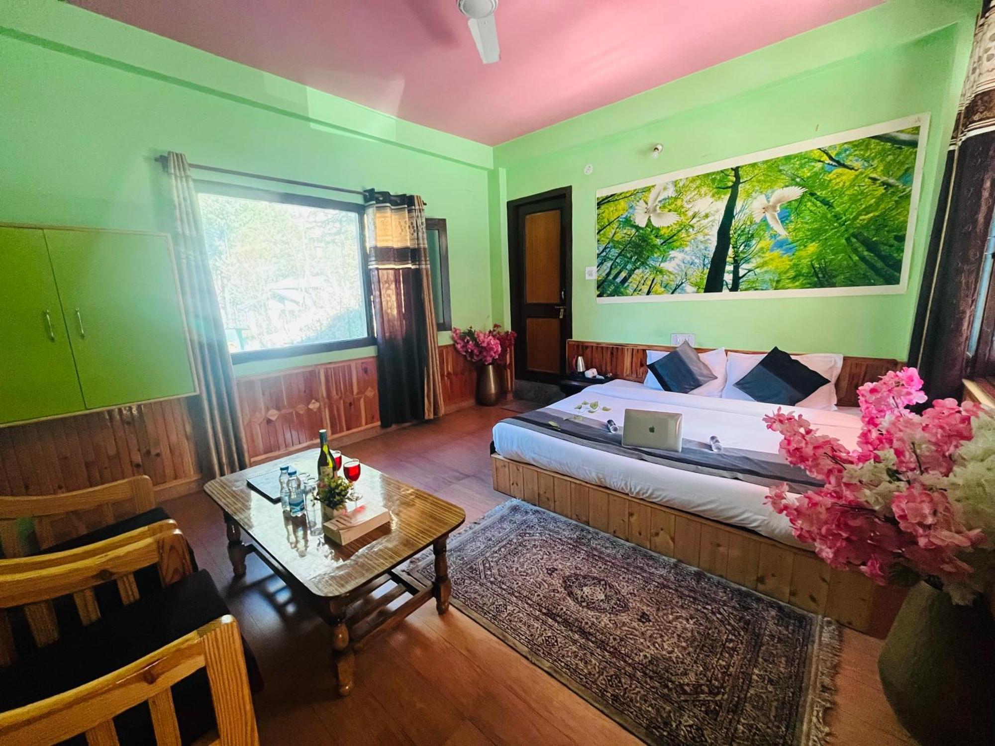 Russian Unit Kasol By Valley Экстерьер фото