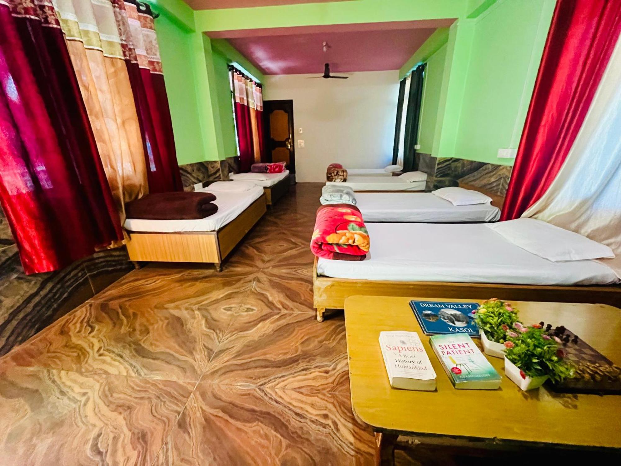 Russian Unit Kasol By Valley Экстерьер фото