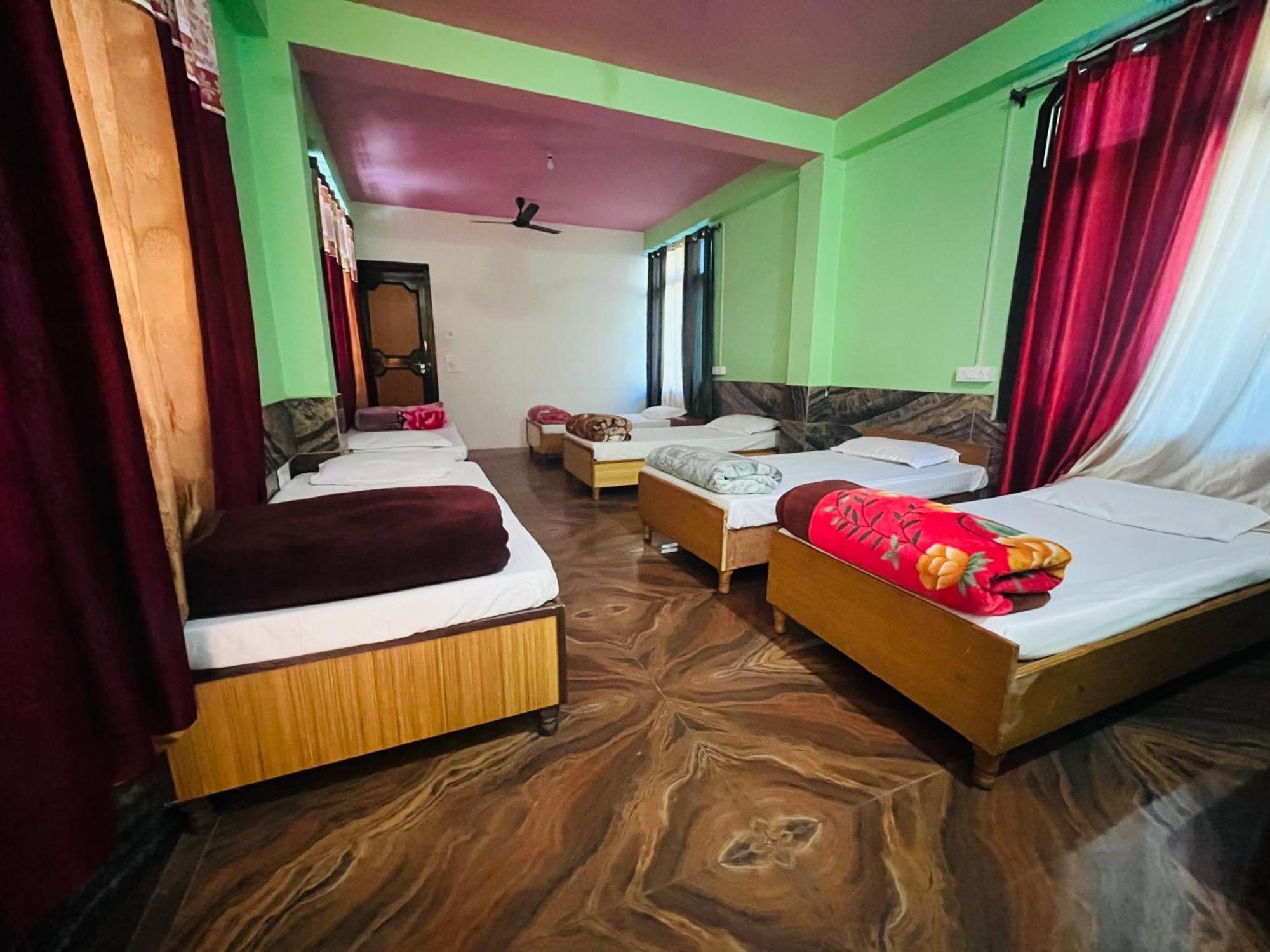 Russian Unit Kasol By Valley Экстерьер фото