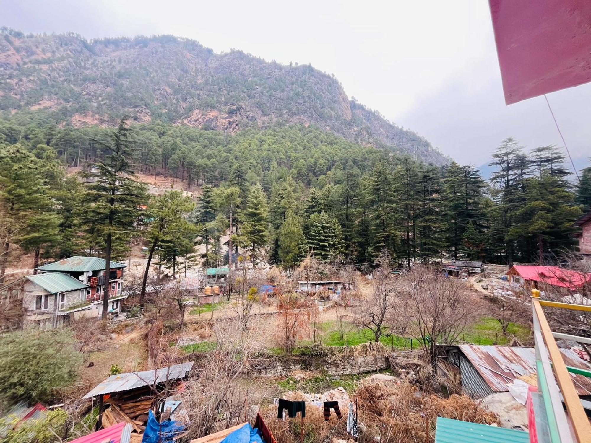 Russian Unit Kasol By Valley Экстерьер фото