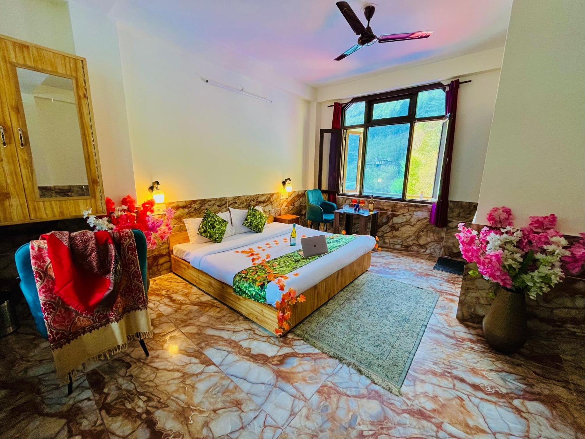 Russian Unit Kasol By Valley Экстерьер фото