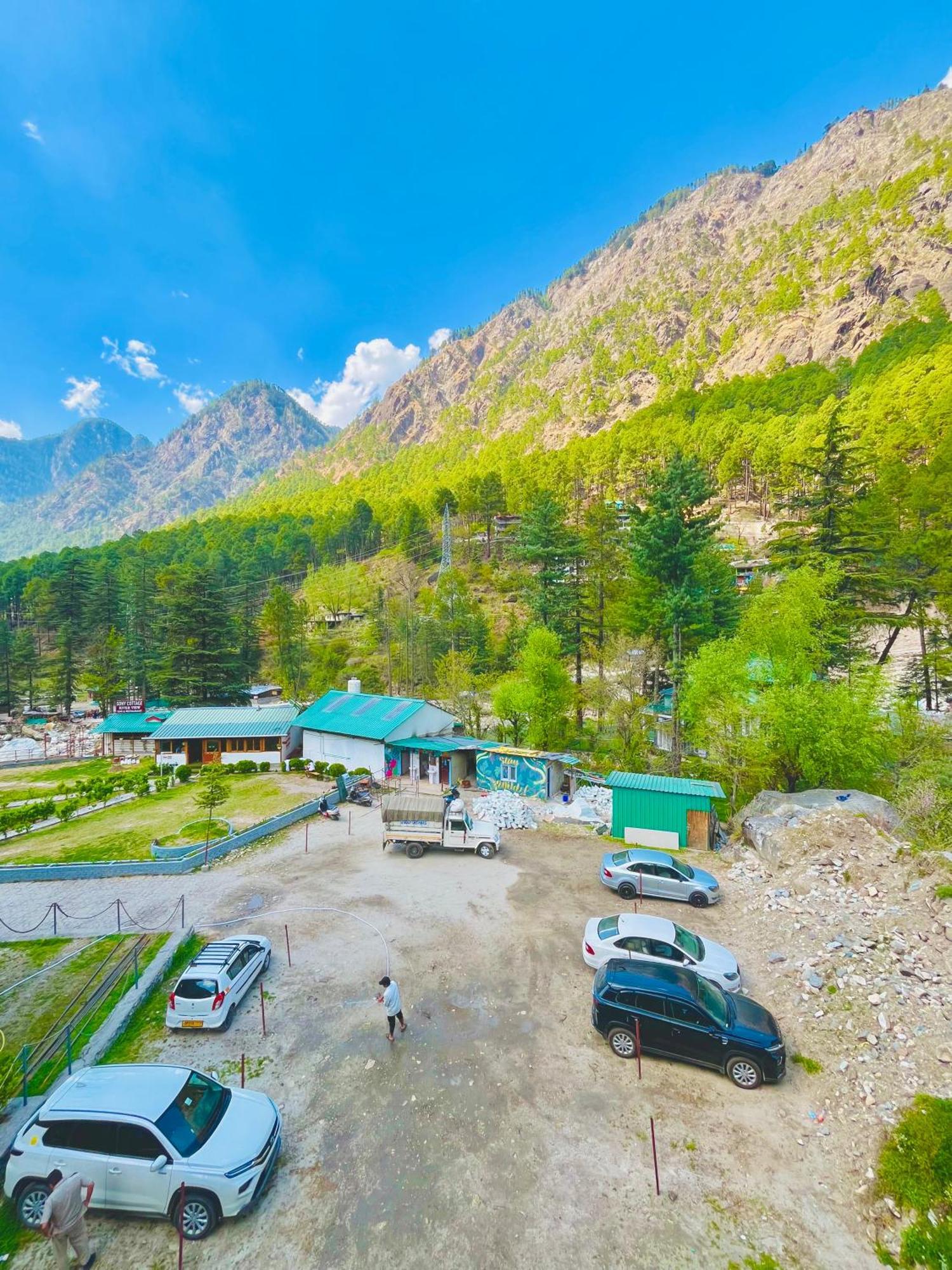 Russian Unit Kasol By Valley Экстерьер фото